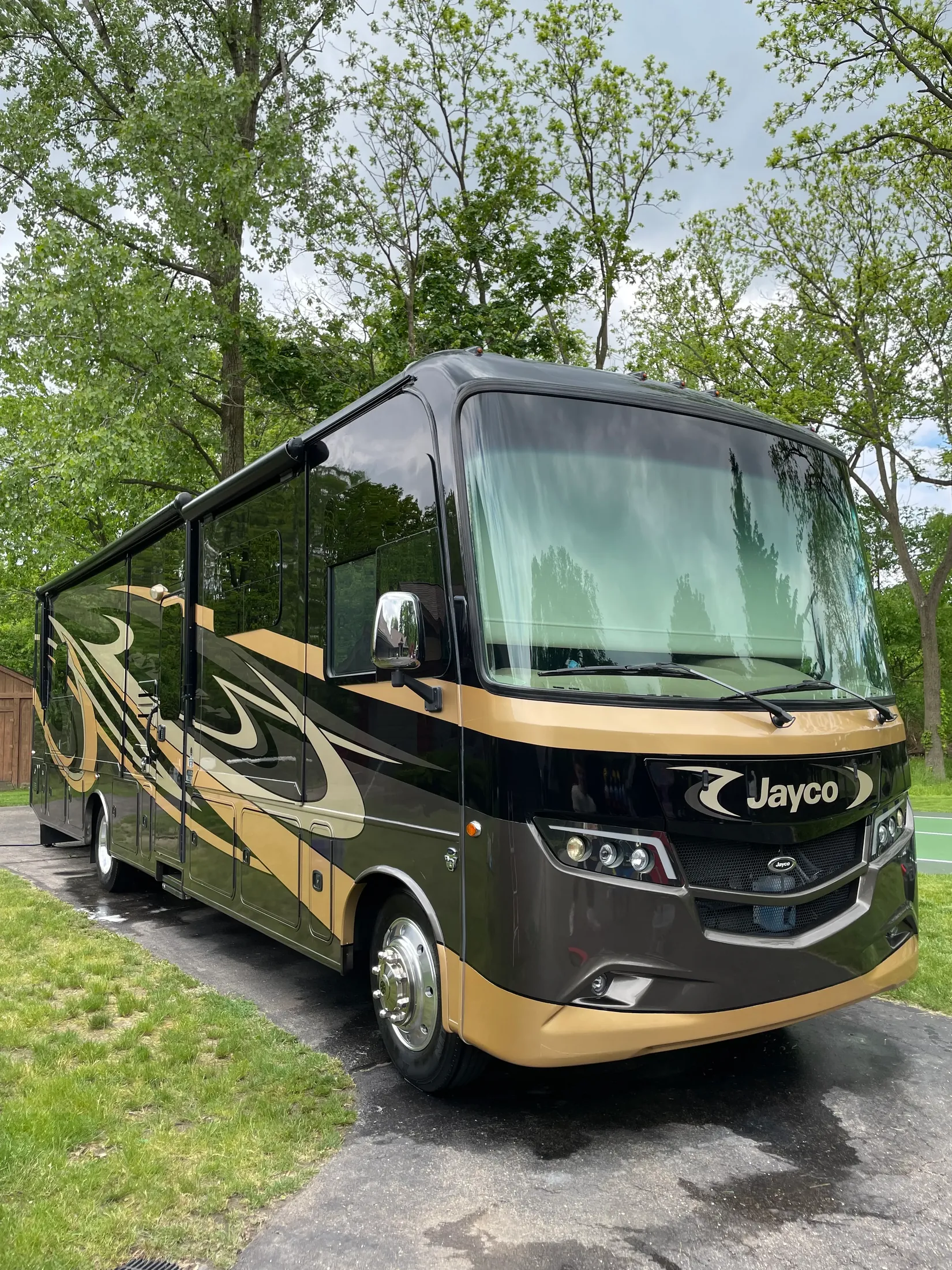 Jayco RV motorhome detailing service